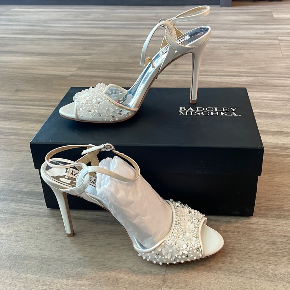 Badgley Mischka Isabella White Satin Shoe